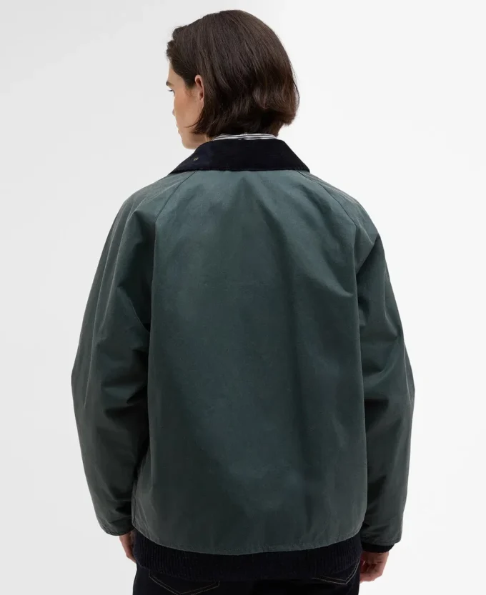 Ο Paul Smith αγαπάει το κηρωμένο μπουφάν Barbour Transport Ο Paul Smith αγαπάει το κηρωμένο μπουφάν Barbour Transport